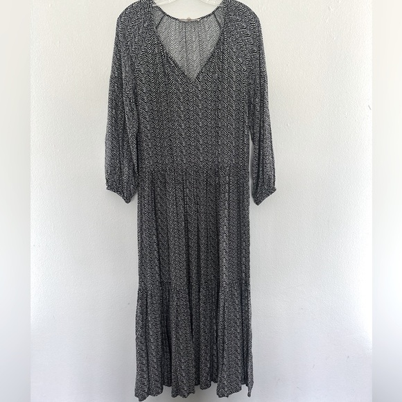 Maxi dress - Picture 1 of 3
